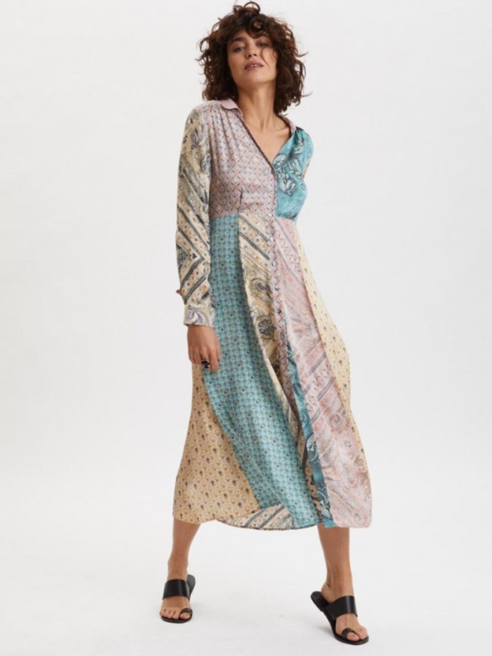 Darling Odd Molly Silky dress! Size 3 (large)
